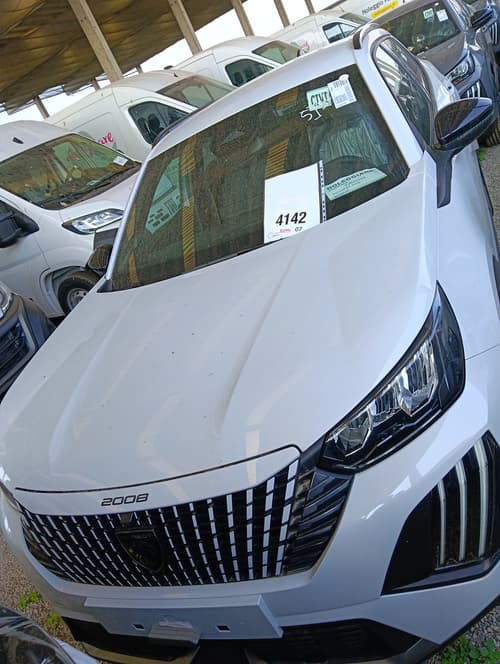 Peugeot 2008 Hybrid 110 e-DCS6 Allure